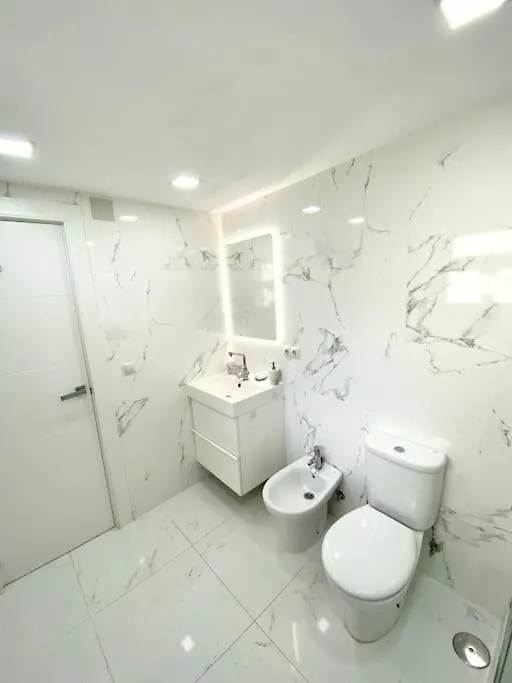 דירות טורמולינוס Casa Casablanca 0*,
